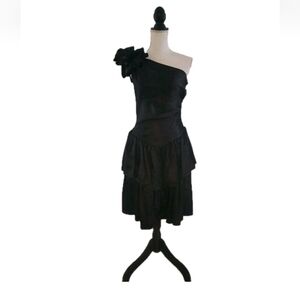 Vintage 80s Elegant Black One-Shoulder Party Peplum Dress